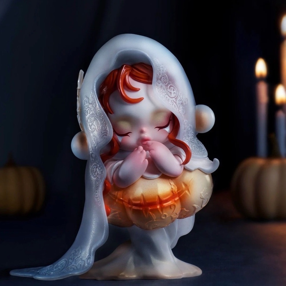 Skullpanda Covenant of The White Moon Pop Mart Limited Edition Lights Up NEW NIB - Picture 2 of 10